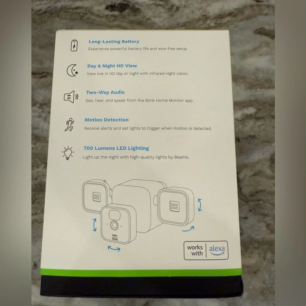 NEW- Blink Floodlight camera - Wireless smart security Outdoor camera (3rd Gen)